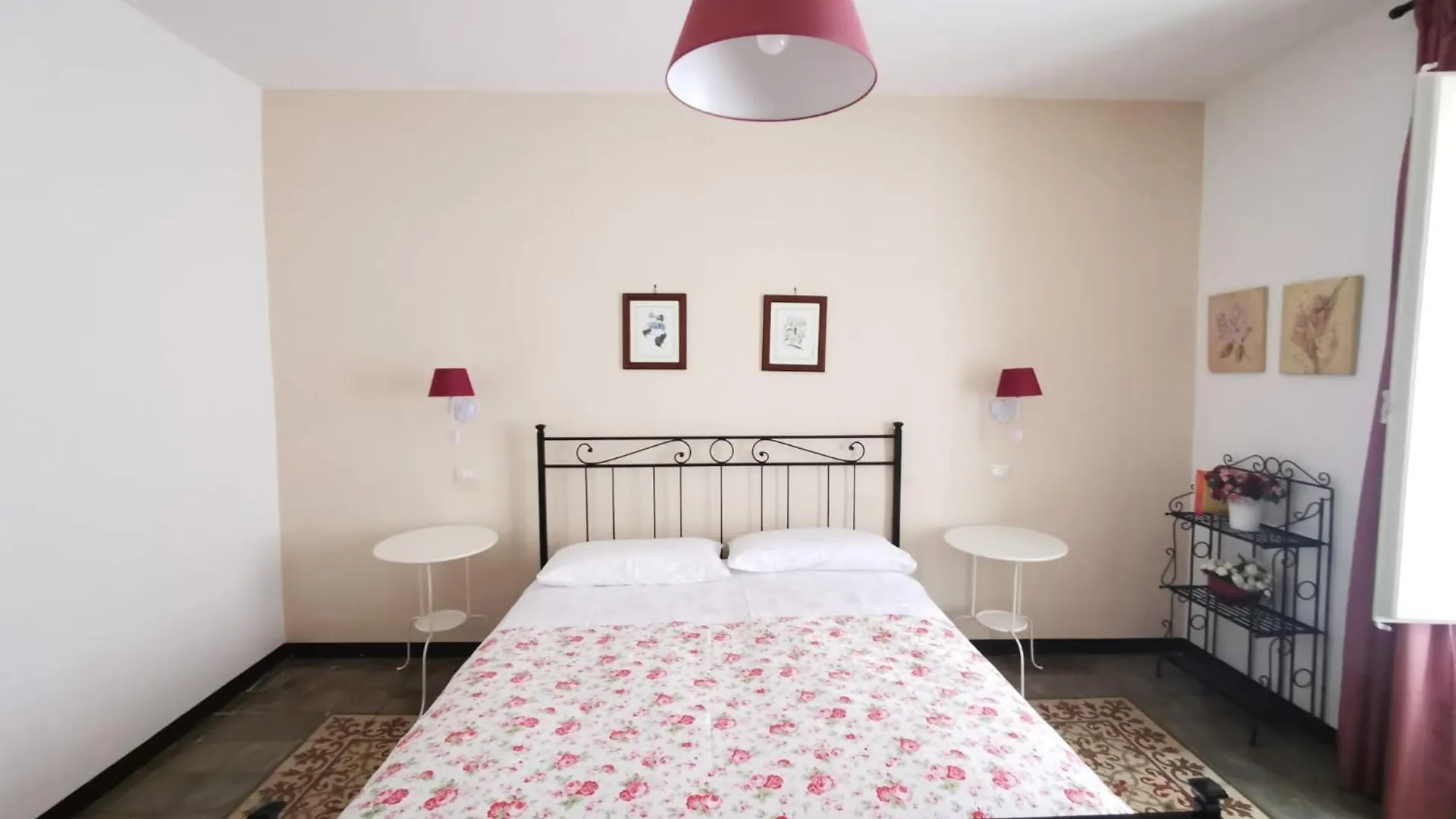Una Scala Dal Centro Agrigento Apartment